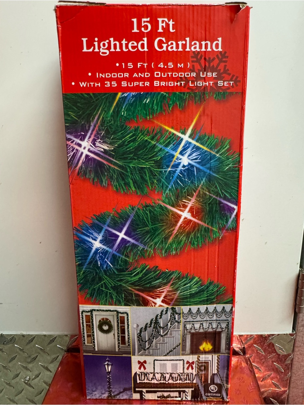 15 Ft Lighted Garland - Multicolor Lights